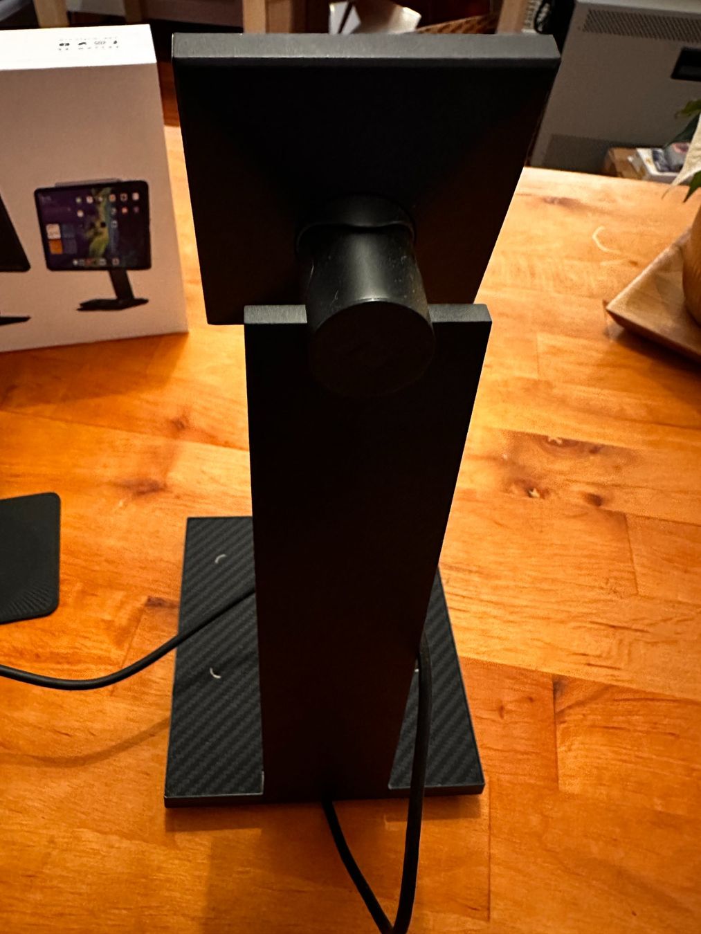 Altro in Decorazioni & Accessori: Support Magnétique Pitaka MagEZ Stand comme Neuf pour iPad – Usato da Bellevue venduto da LarsUlrich01 3