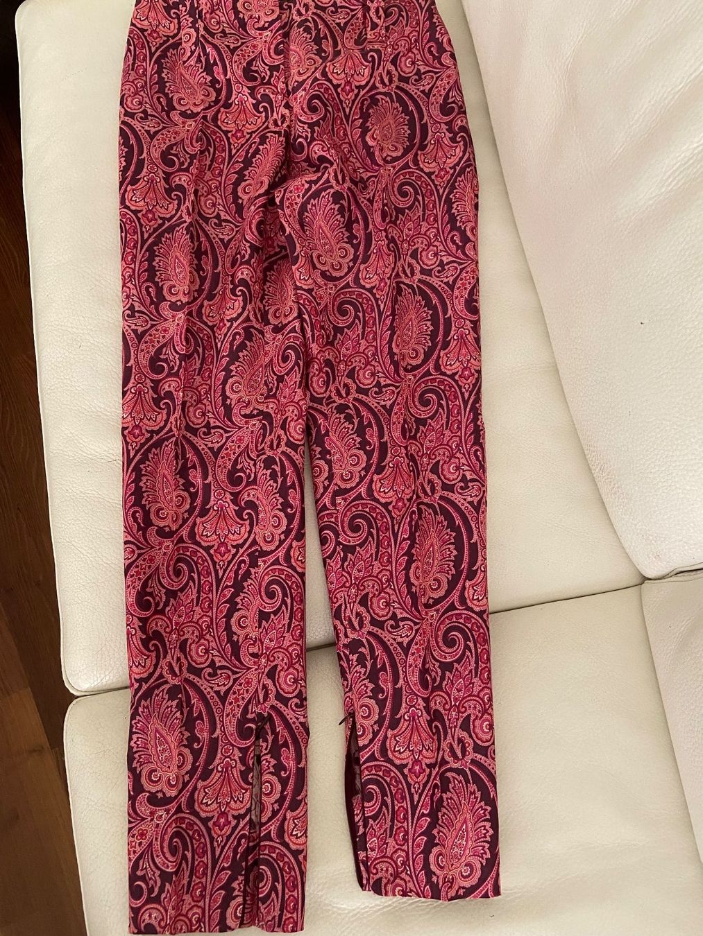 Dolce & Gabbana Pantaloni: D&G Sommerhose aus 100% Seide – Usato da Unterengstringen venduto da bar_rh5f