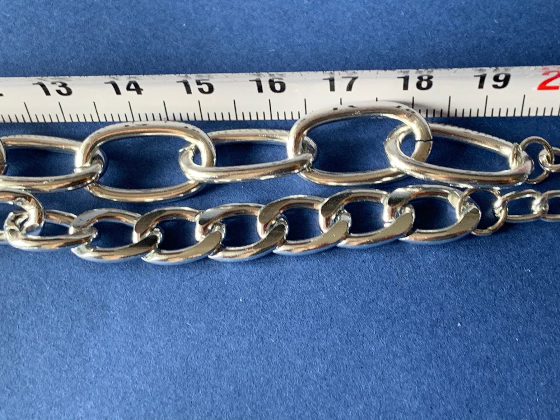 Bracciali & Braccialetti: 2 Armbänder Panzerarmband silbrig – Nuovo (secondo la descrizione) da Dittingen venduto da Bellevista 1