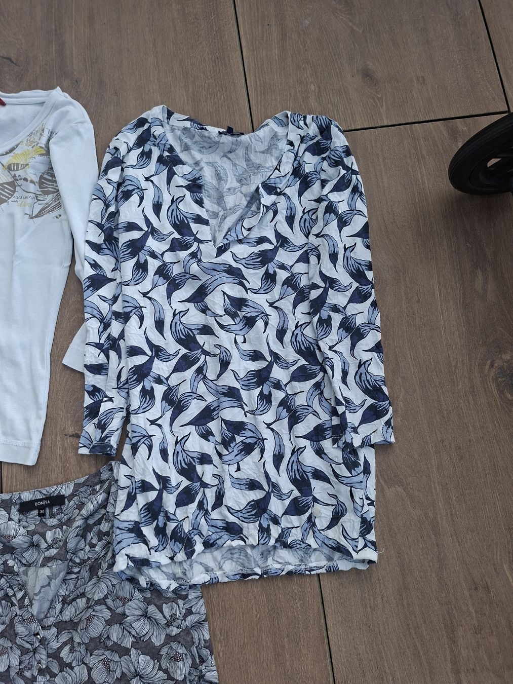 Lotti di vestiti: 7 Blusen und 3/4 Shirts – Usato da Kriens venduto da Ricobaby 5