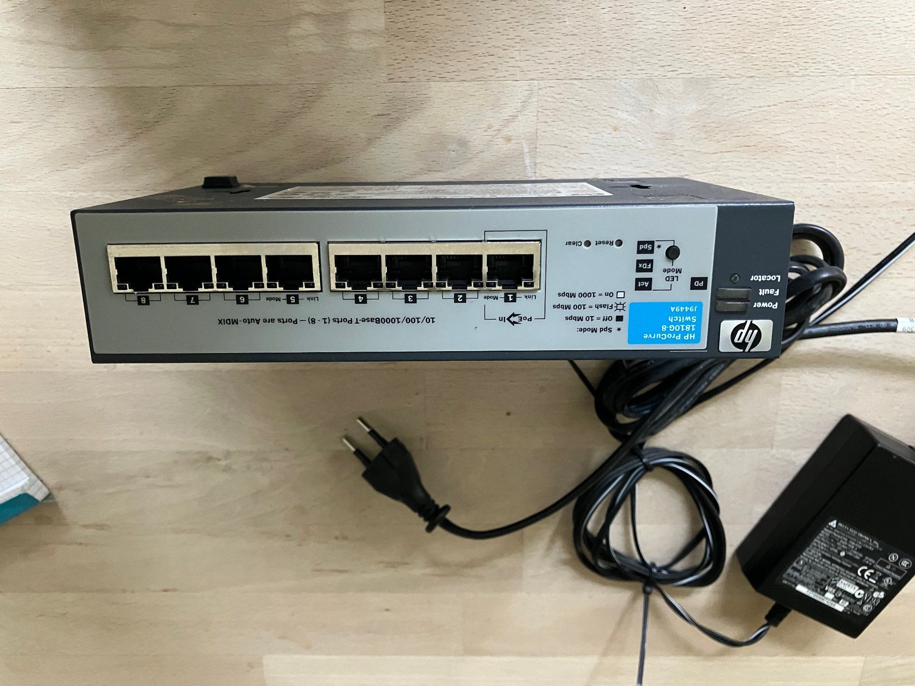 Hewlett Packard Hub & Switch: hp Switch ProCure – Usato da Baden venduto da heronimus13 1