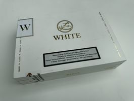 Sehr schöne & elegante Zigarren-Box Leonel White Robusto