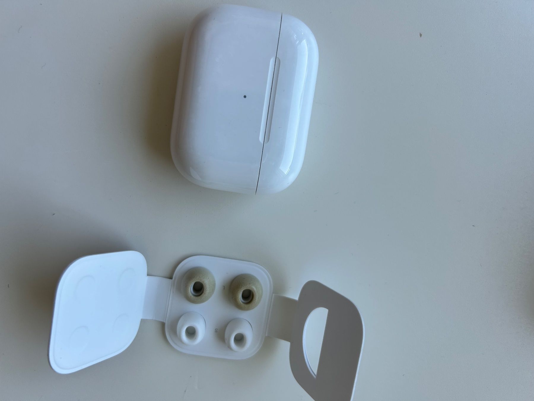 Apple Casques audio: AirPods Pro – D'occasion à Zürich par bea_7dh9
