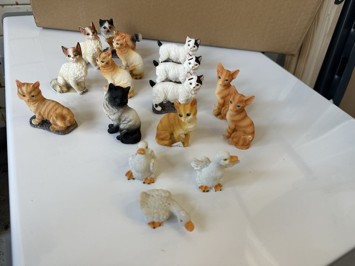 Statuette: Mini Figuren Katzen 🐈 – Nuovo e nell'imballaggio originale da Sevelen venduto da Stopglobal.