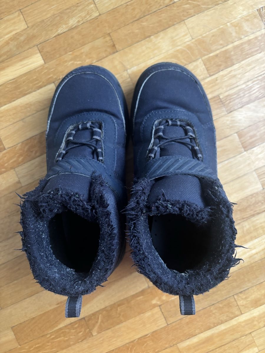 Decathlon Scarpe per ragazzi: Bottes chaudes imperméables Décathlon p. 29 – Usato da Chêne-Bougeries venduto da CeliaMate 4