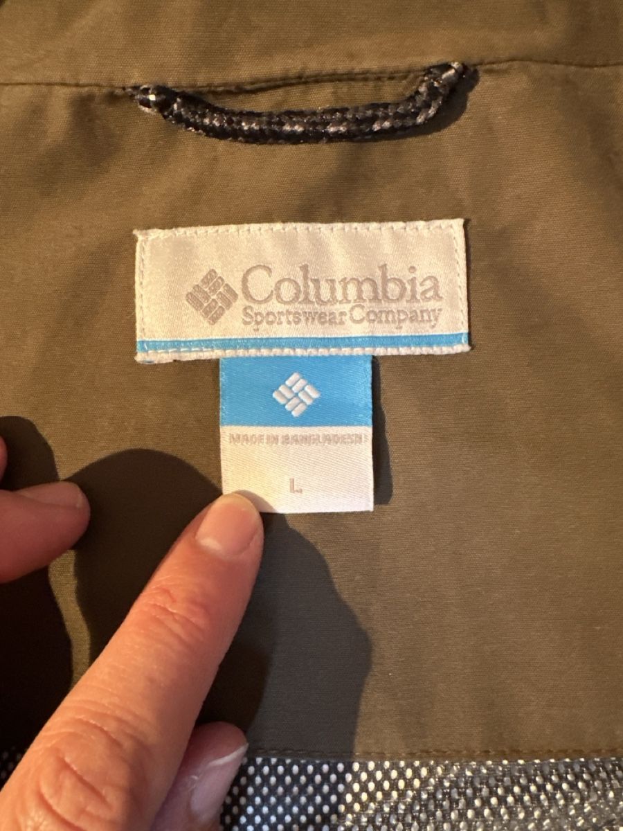 Columbia Manteaux: Mantel von Columbia – D'occasion à Zuerich par Christina.h 1