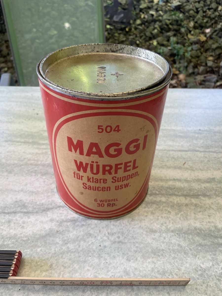 Alle Dekorationen: Seltene Maggi Würfel  Dose – Gebraucht aus Willisau von Marcello63