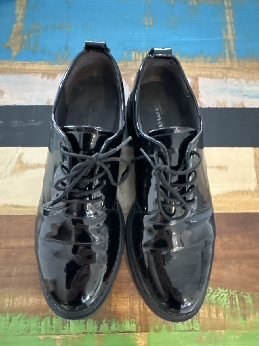 Scarpe da uomo: Tamaris (neuwertig, Gr. 40) – Nuovo (secondo la descrizione) da Nänikon venduto da Snorlaxtheplayer