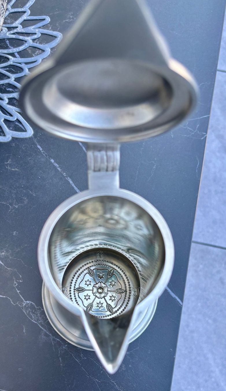 Caraffe: Zinnkrug mit Deckel – Usato da Samstagern venduto da Garfield13 2