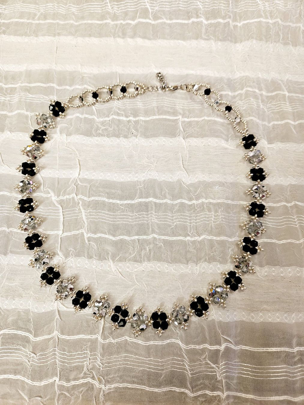 Catenine: Handgemachte Halskette aus Glasperlen – Nuovo e nell'imballaggio originale da Dietikon venduto da Eleda