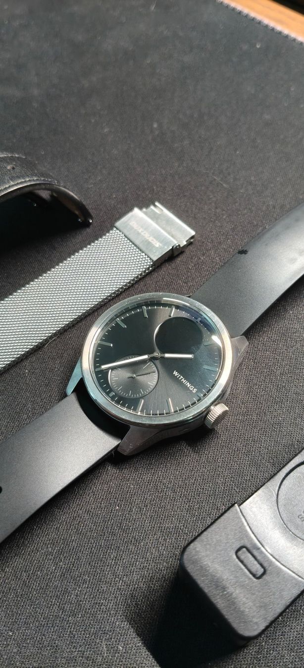 Smartwatch: Withings ScanWatch 2 - 42mm - 2 additional straps – Nuovo (secondo la descrizione) da Baar venduto da pip_5ktt 2