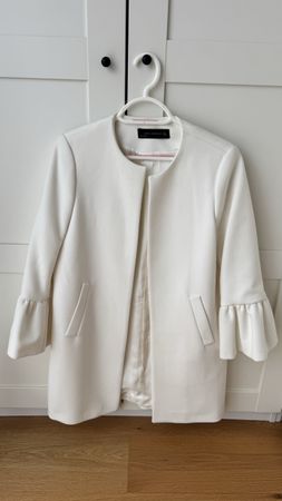 Weisse Sommerjacke