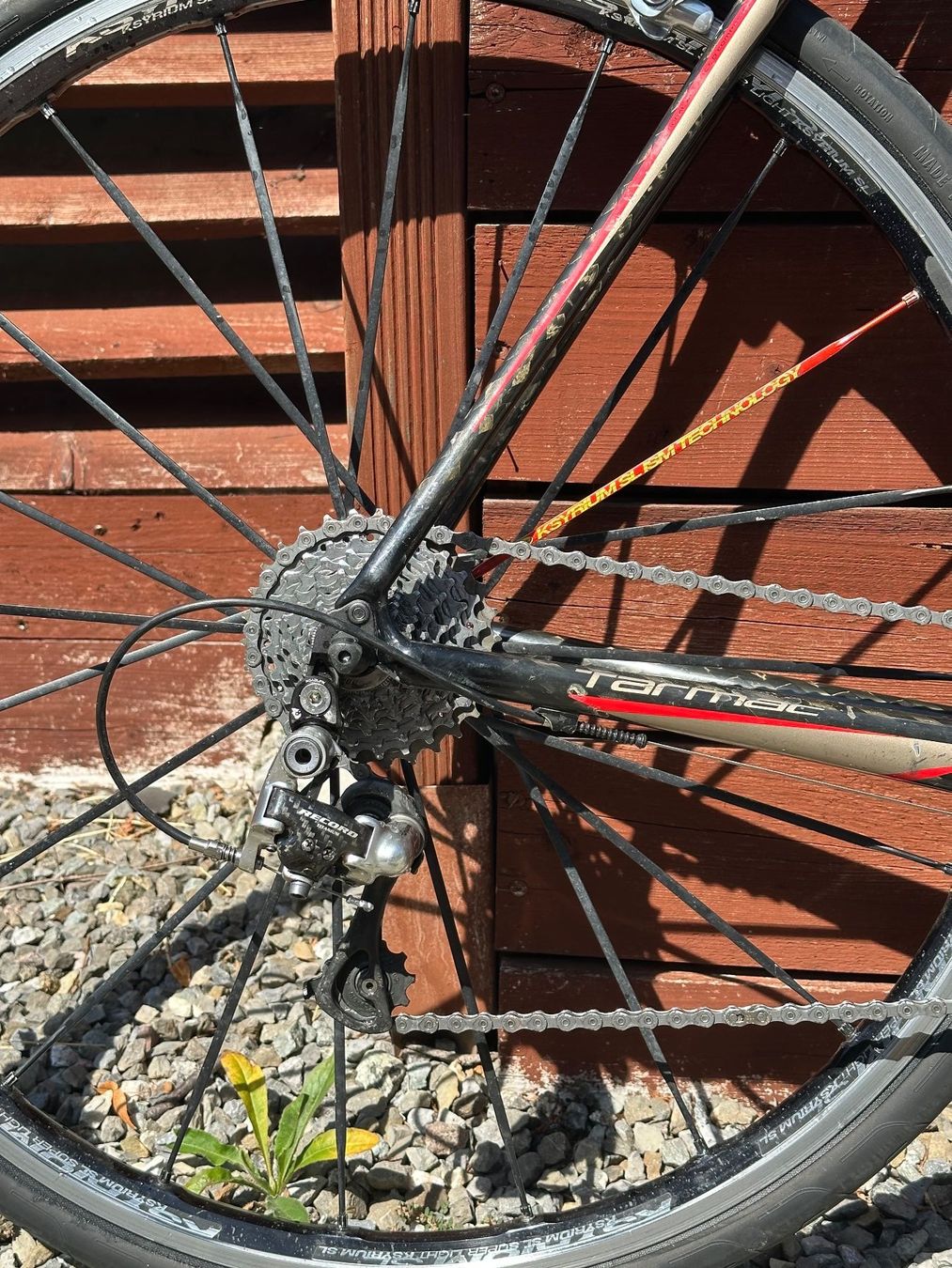 Velos: Vélo de course Specialized Tarmac carbone – Gebraucht aus Aigle von lou_yw6b 1