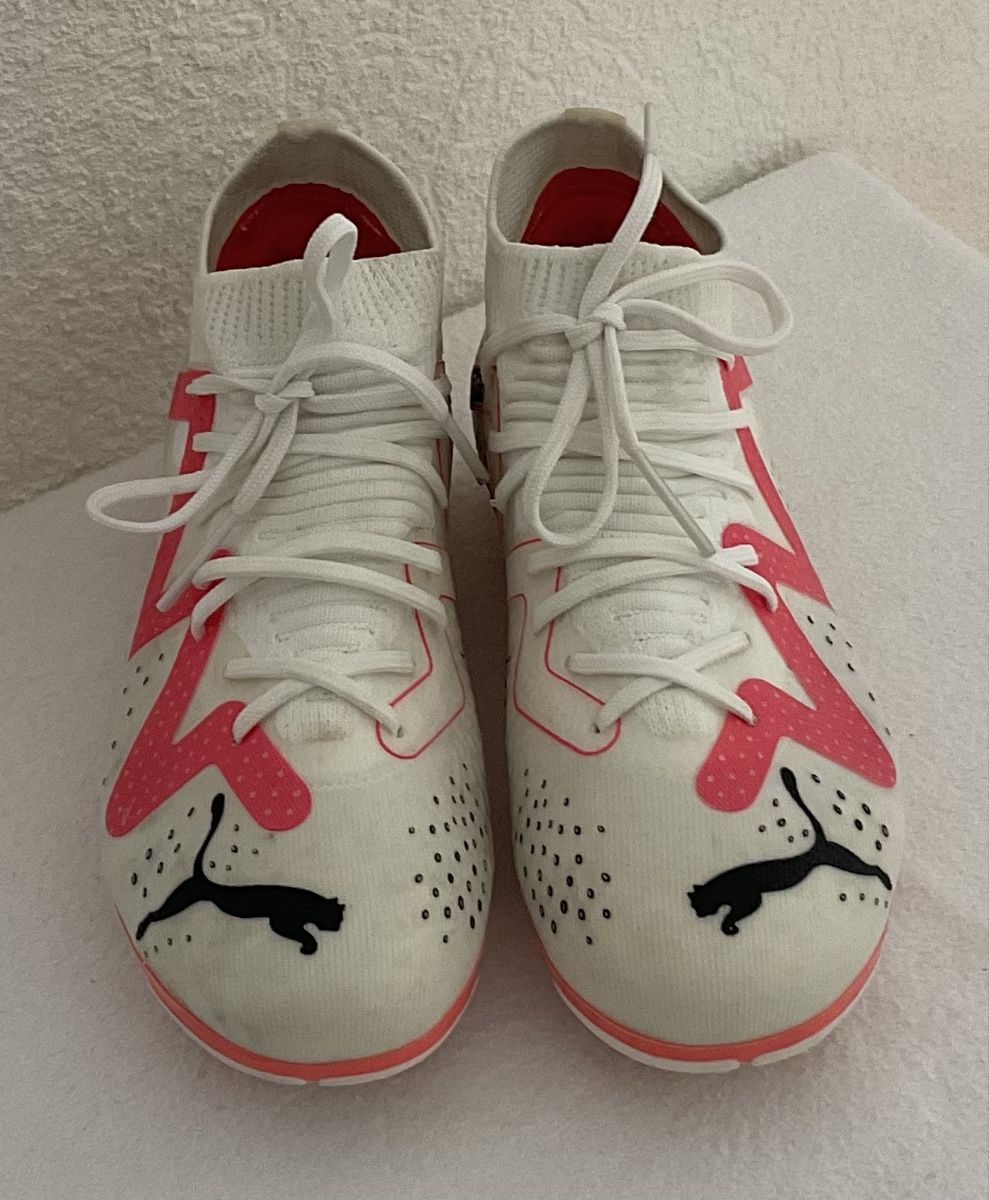 Puma Scarpe per ragazzi: Puma chaussures de foot – Usato da Corseaux venduto da Mililaforet75 1