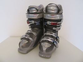 Lowa Skischuhe 24.0-24.5 (ca. Schuhgrösse 37.5- 38)