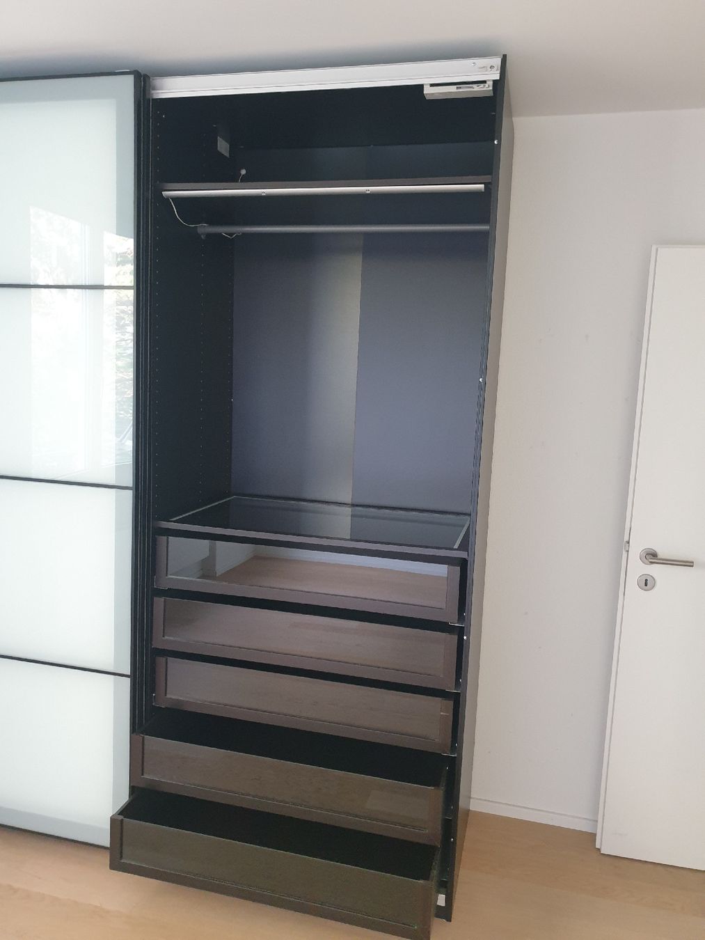 Armoires: Schrank – D'occasion à Wallisellen par ola711 2