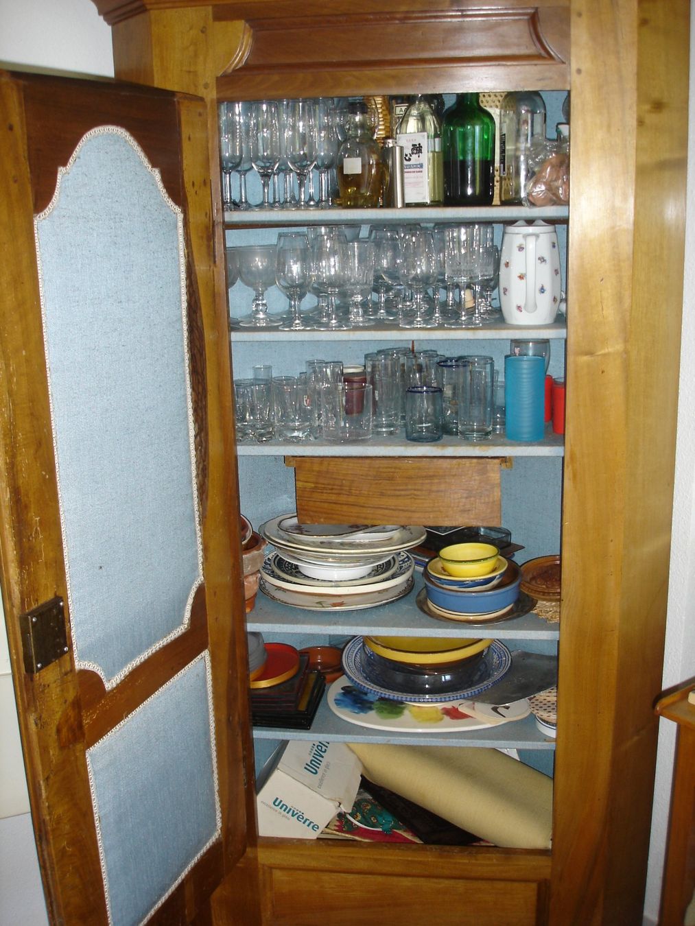 Schränke: Armoire d'angle pour vaisselle – Gebraucht aus Pully von isa_6hqd 1