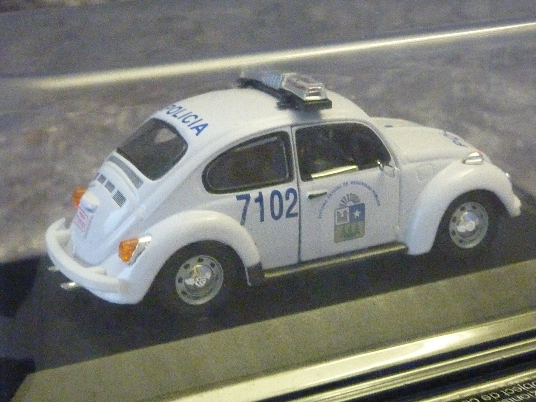 Volkswagen Modellini d'auto: VW Käfer Policia Mexico 1979  1:43 – Nuovo e nell'imballaggio originale da Dürrenäsch venduto da modellautos4you 3