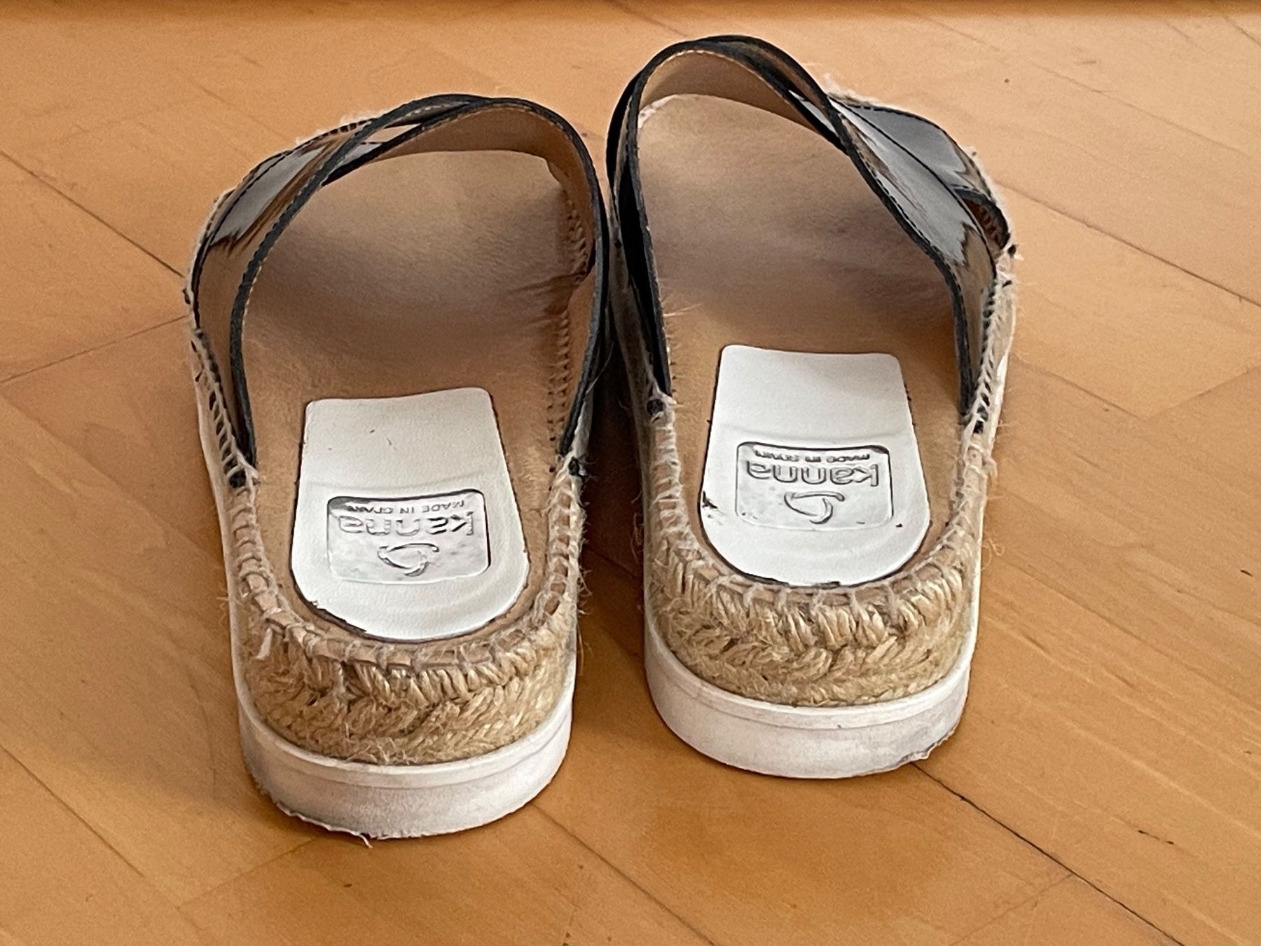 Damenschuhe: Slipper / Sandale, Leder, 39, schwarz – Gebraucht aus Wattwil von diamant1 4