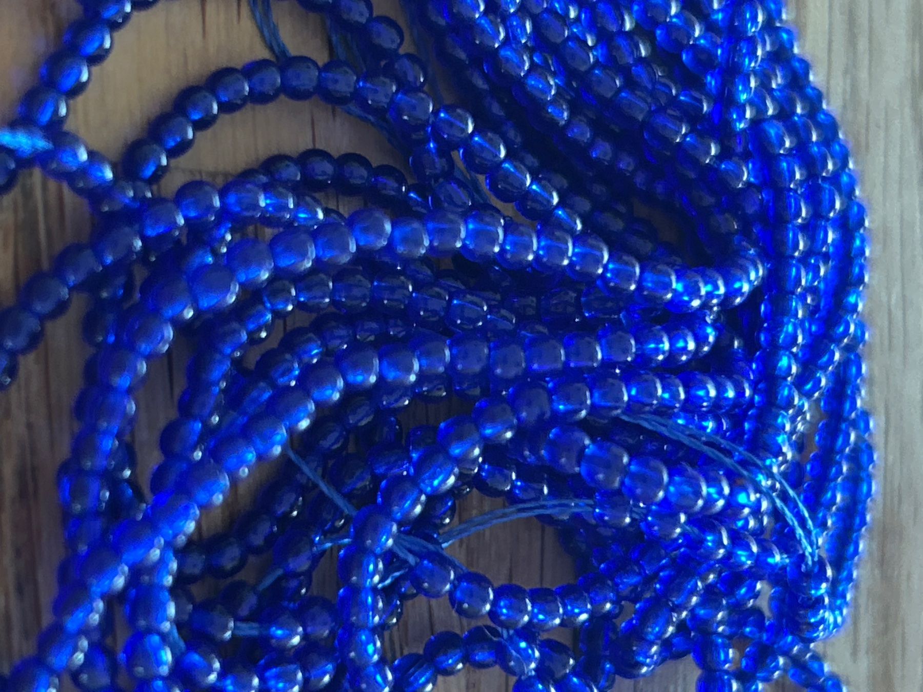 Perle (finte): Restposten! 5 Stränge 2 mm Glasperlen – Nuovo (secondo la descrizione) da Niederrohrdorf venduto da Ytobi