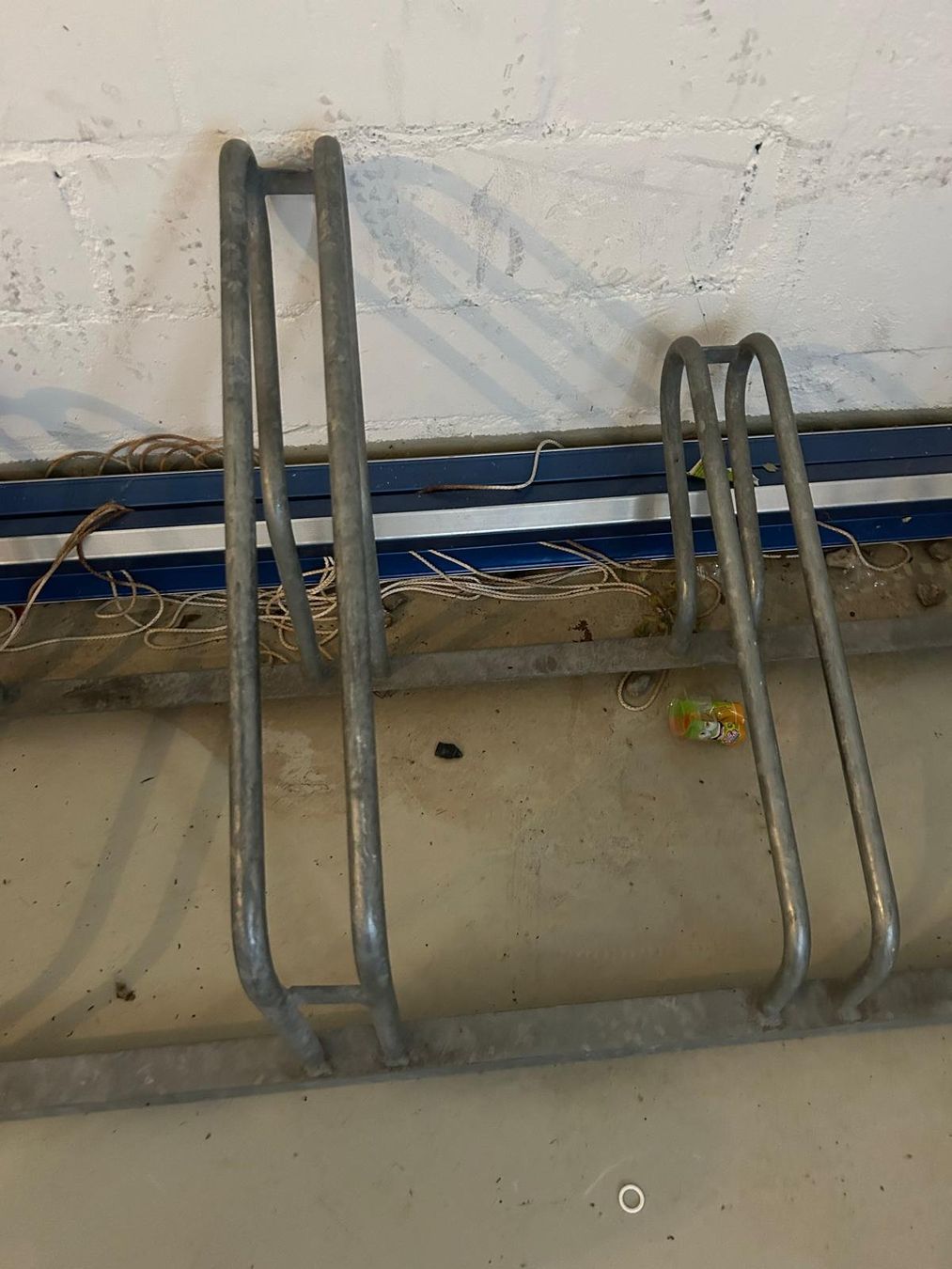 Cavalletti per biciclette: velo ständer – Usato da Basel venduto da faz_hdd8 1