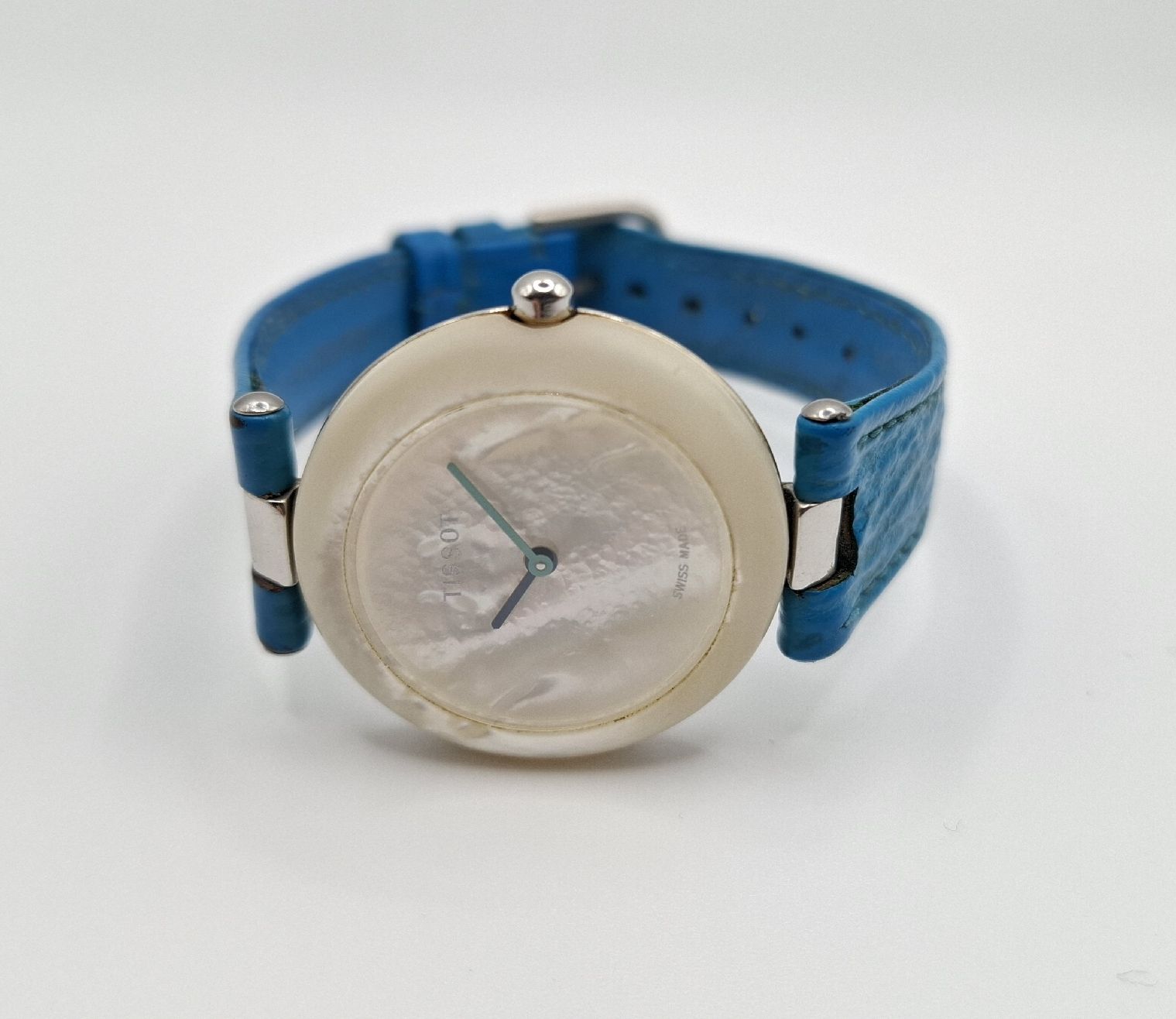 Tissot Uhren: Tissot - R150 - RockWatch - perlmutt – Gebraucht aus Wünnewil von Rina016 4