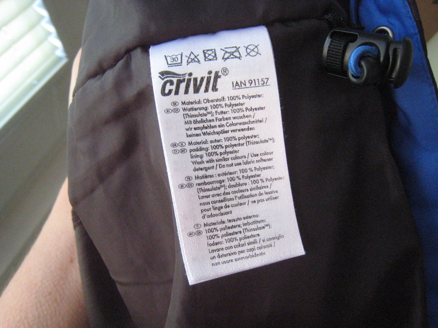 Giacche: blau-schwarze Crivit Winter-JACKE Gr. 52 – Usato da Dättlikon venduto da Mamakuga 9