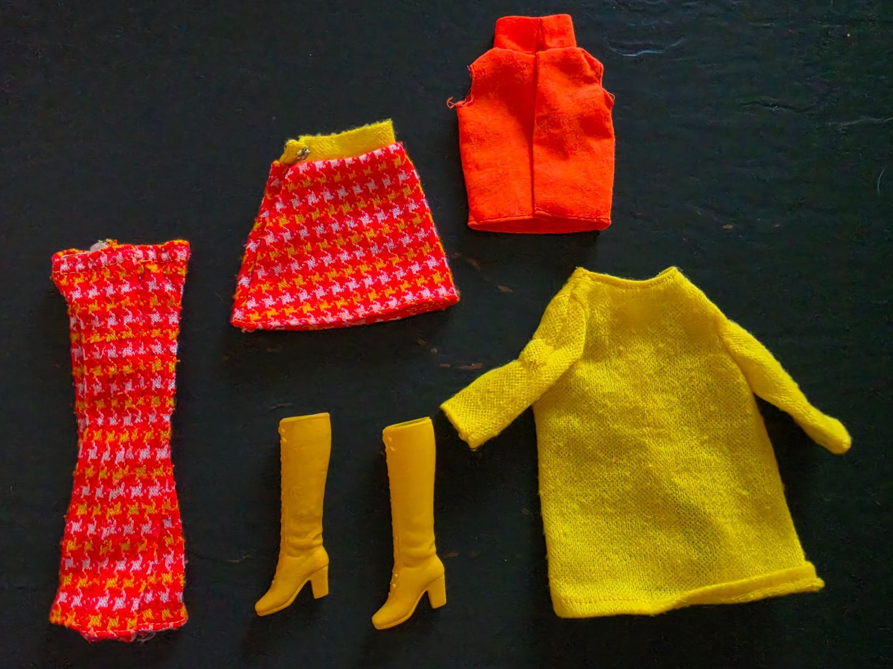 Bambole: Tenue de Barbie de 1974 – Usato da Bulle venduto da bubulle243 1