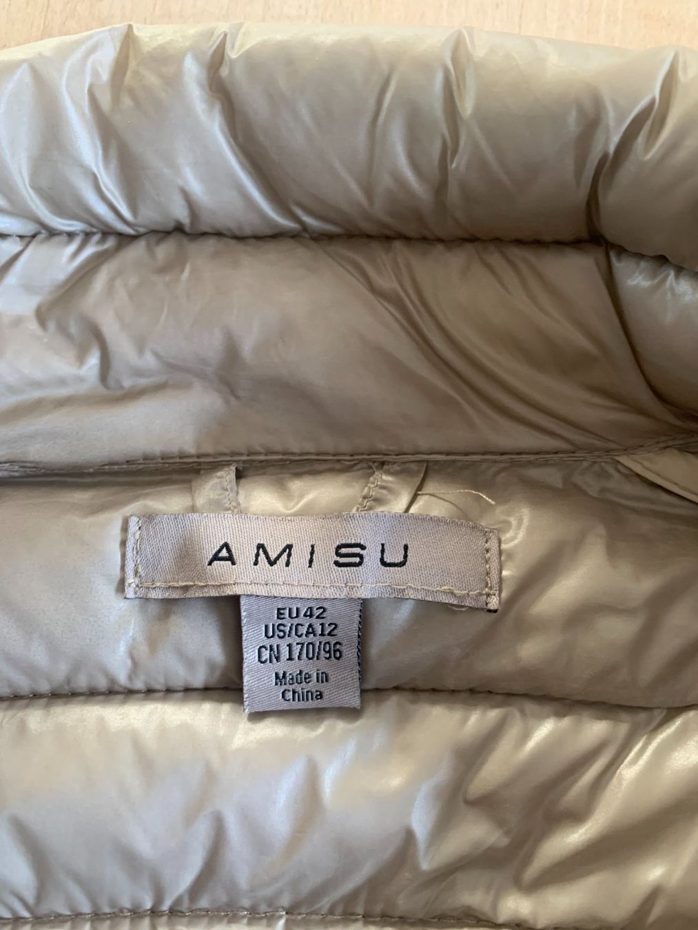 Giacche: Damenjacke beige Gr.42 – Usato da Azmoos venduto da Verwir64 2