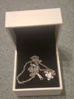 Flower Pendant Necklace