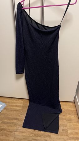 Elegantes Abendkleid mit Glitzer - Einarm-Look, Grösse M