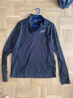 Canottiere & Pantaloni: Crivit Rad Trikot Langarm – Usato da Birsfelden venduto da edw_2mjn