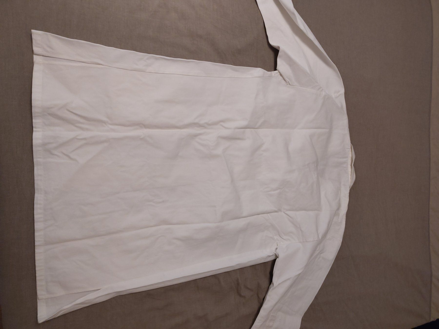 Sonstige Arbeitskleidung & Schutz: Blouse blanche manches longues taille M usagée / tablier – Gebraucht aus Biel/Bienne von vin_mq5n 4