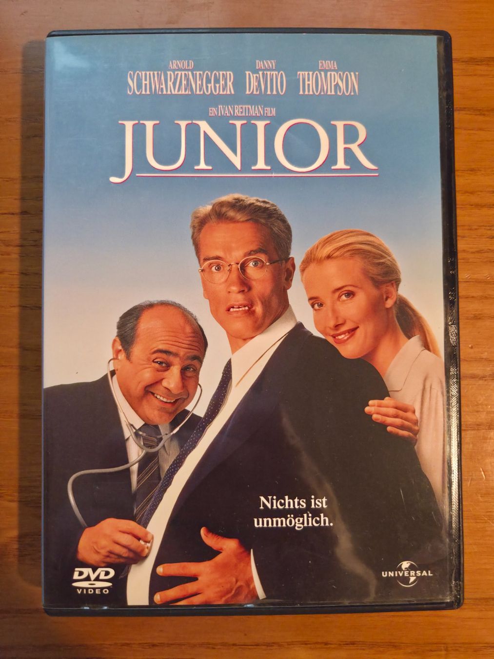 Tutti i DVDs: Junior | Arnold Schwarzenegger | Danny DeVito | Komödie DVD – Usato da Aldesago venduto da lusuardi