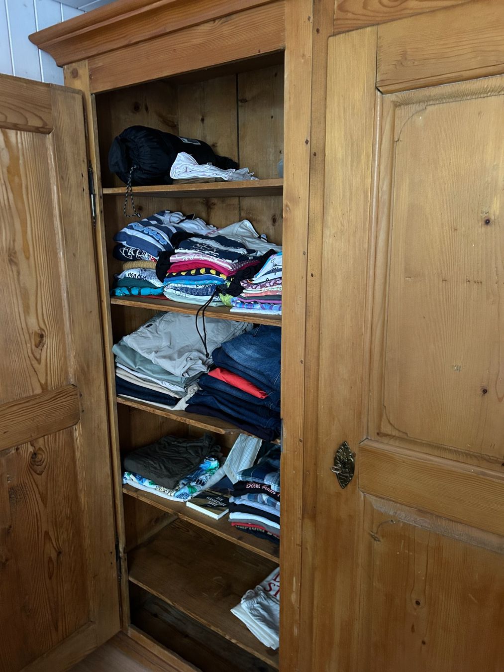 Armoires: antiker Schrank – D'occasion à Emmetten par carlamak 3