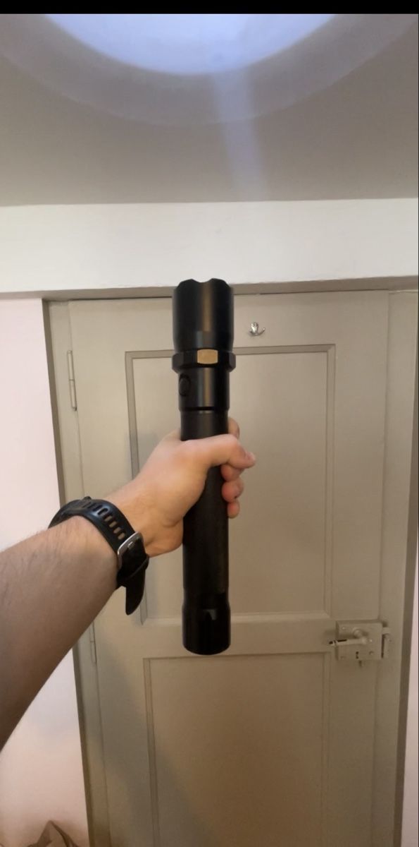 Lampen: Lampe torche heavy-duty 🔦 – Gebraucht aus Fribourg von Barlocher 4