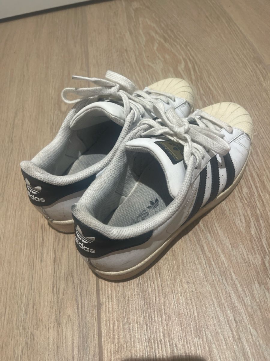 Adidas Chaussures hommes: Adidas Superstar Sneaker – D'occasion à Bachenbülach par sam_x8rt 1