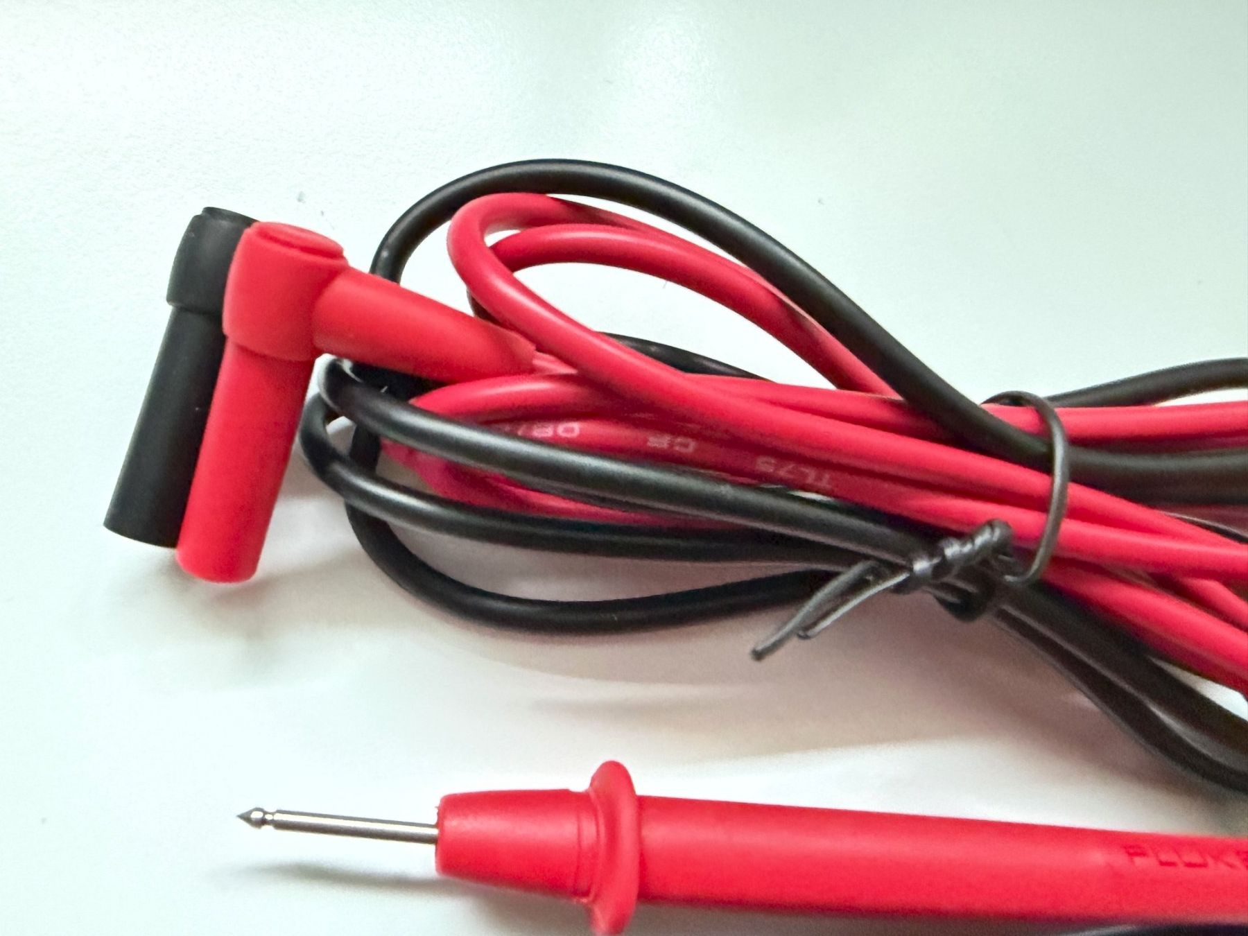 Fluke Messen: Fluke Multimeter Messspitzen, Versand möglich – Gebraucht aus Langnau am Albis von Danig0 1