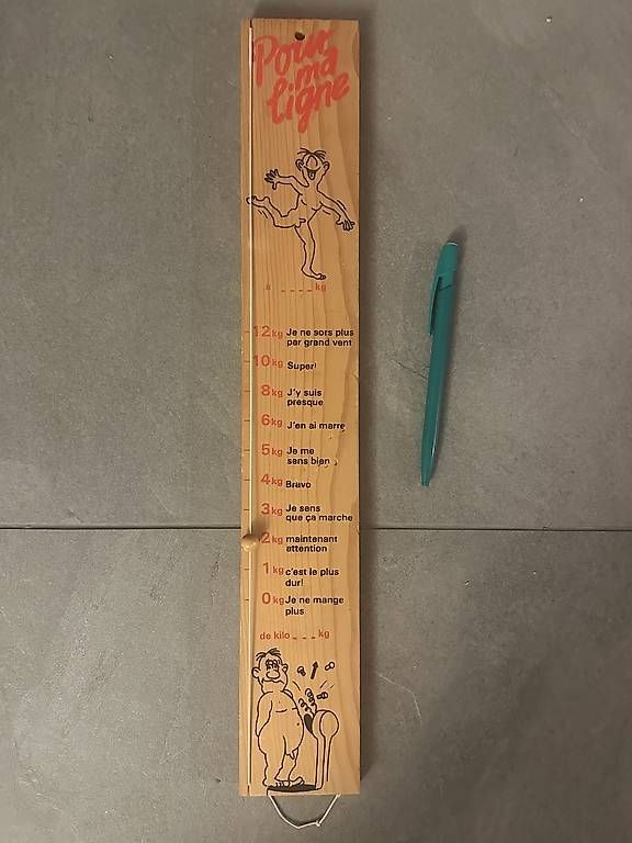 Schallplatten: Réglette perte poids - bois  – Neu und originalverpackt aus La Chaux-de-fonds von ccjp