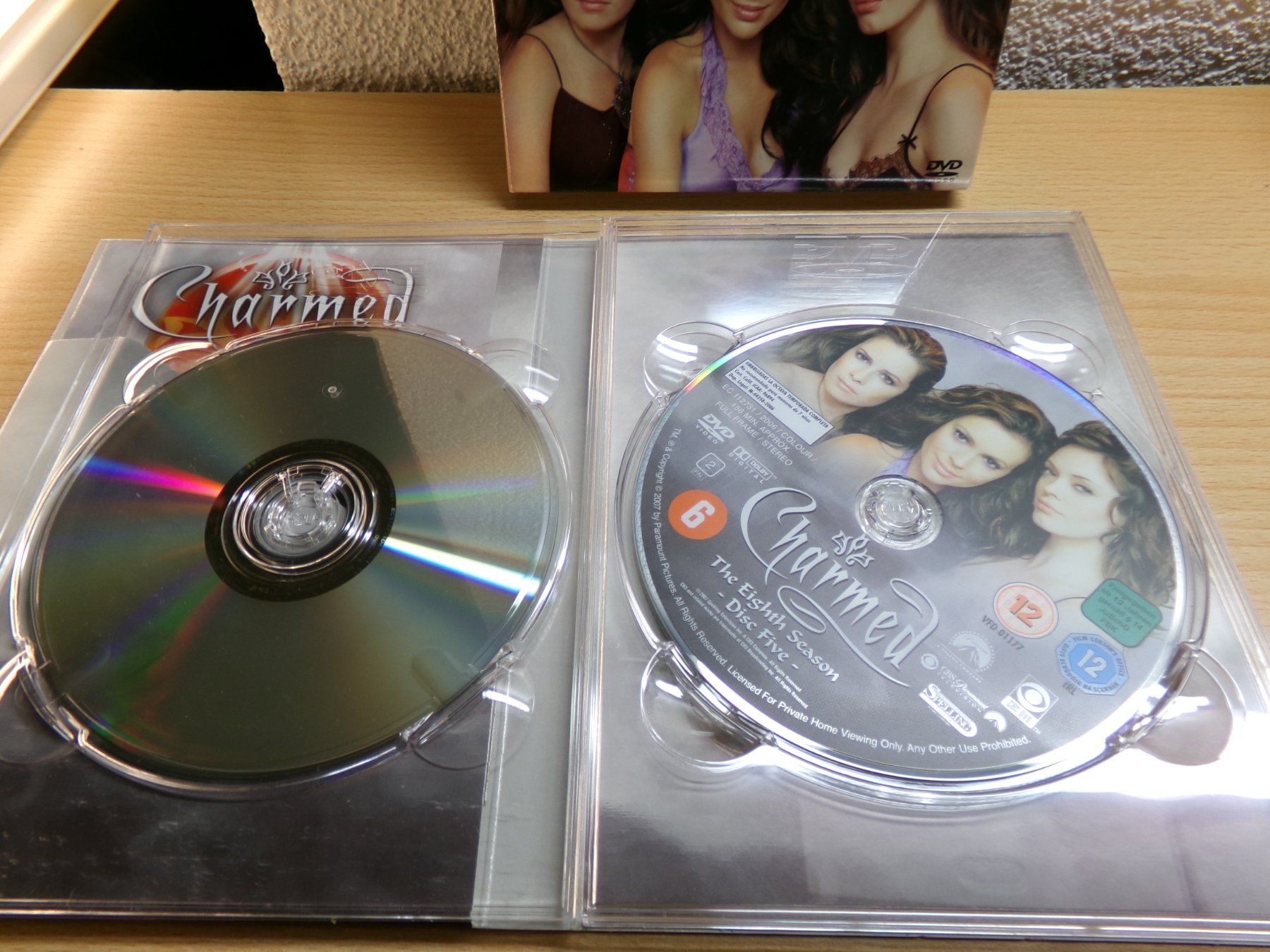 Alle DVDs: Charmed Staffel 8.2 – Gebraucht aus Hombrechtikon von Maloev17 3