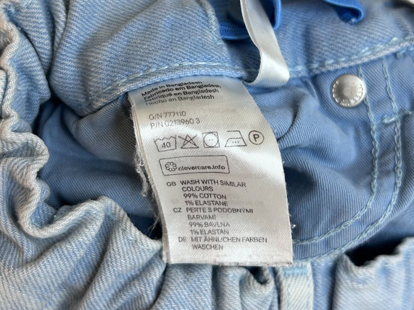 H&M Pantaloni: H&M Denim Shorts – Usato da St. Gallen venduto da look-twice 5