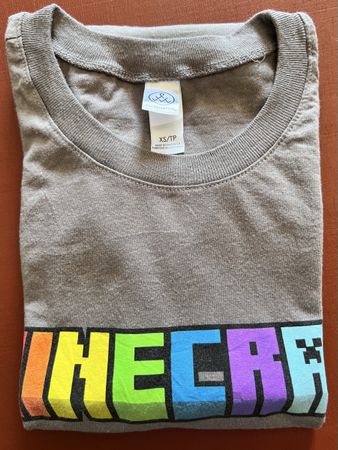 Minecraft Shape Your World T-Shirt XS Original Gamer