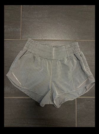 Lululemon Shorts S