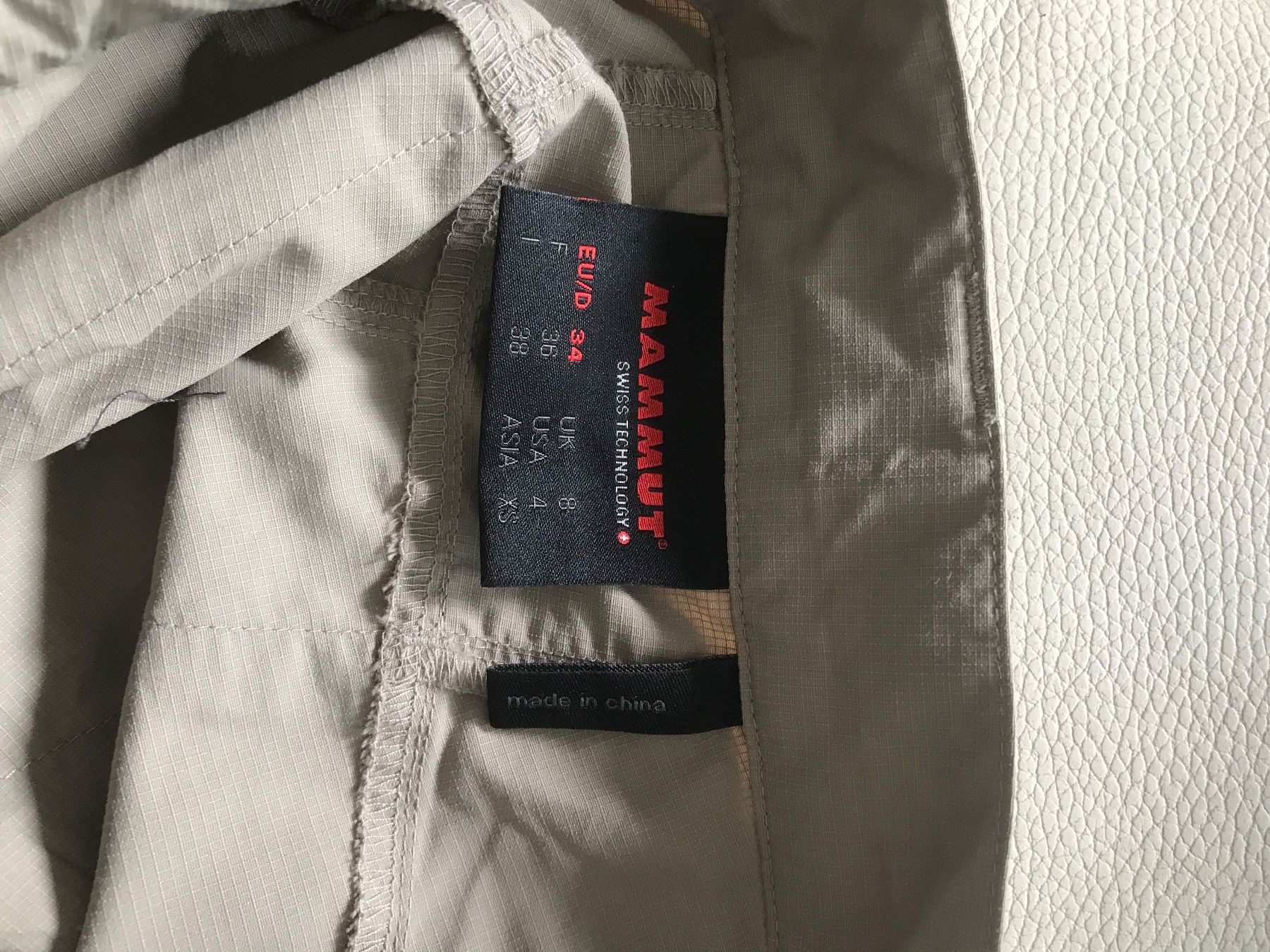 Mammut Pantaloni: Mammut Leichte Sommer Hose, – Usato da Wettingen venduto da Andres54 4
