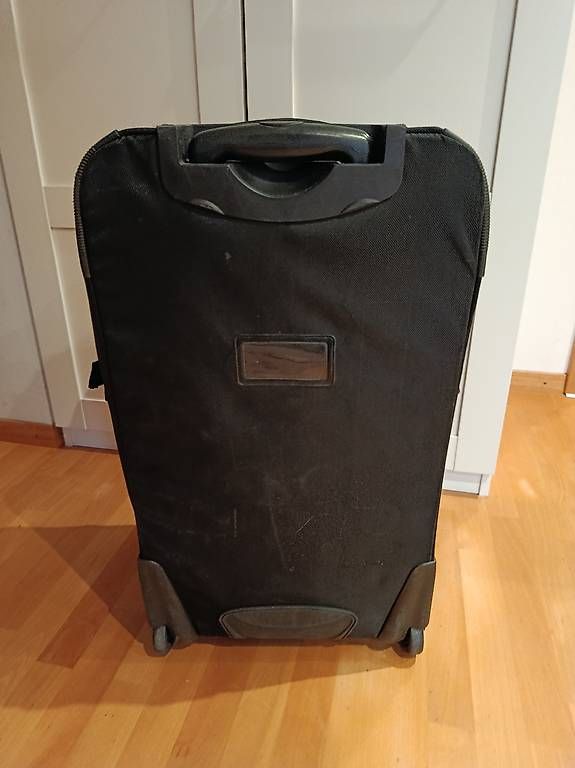 Reisekoffer: 46 Nord Rollkoffer – Gebraucht aus Bönigen von Nitrox_32 1