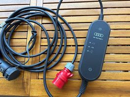 AUDI e-tron Ladesystem kompakt ->11kW Type2 3x16A 240/400V
