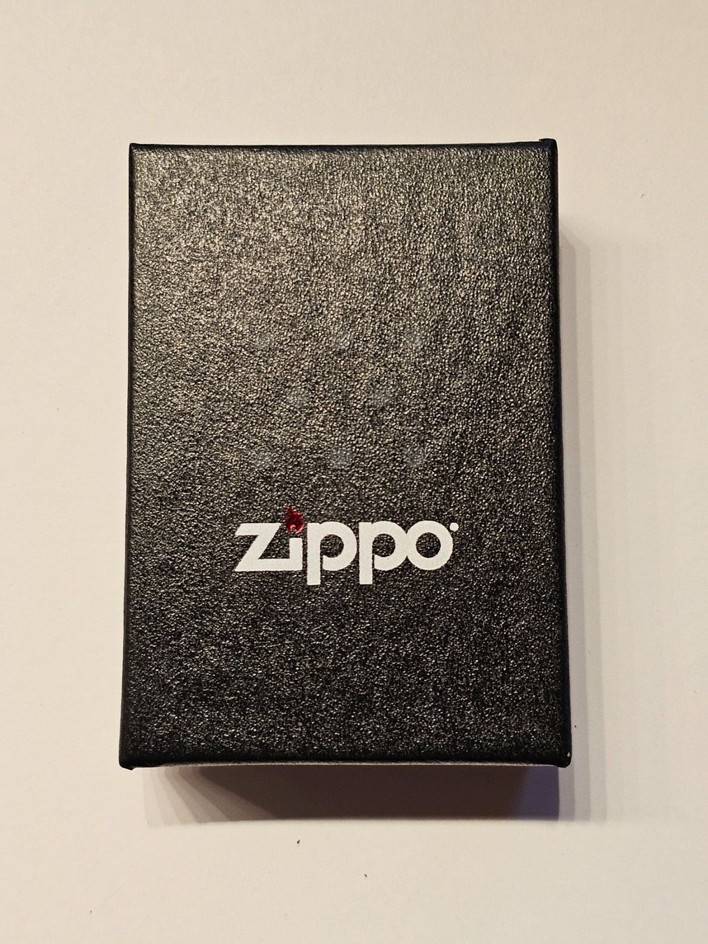 Zippo Feuerzeuge: Chesterfield Zippo – Neu und originalverpackt aus Meisterschwanden von Hummer21 4