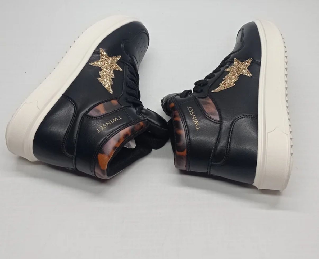 Twinset Scarpe da donna: TWINSET Sneaker, Gr. 38, ungetragen – Nuovo e nell'imballaggio originale da Niederglatt ZH venduto da neunzehn82