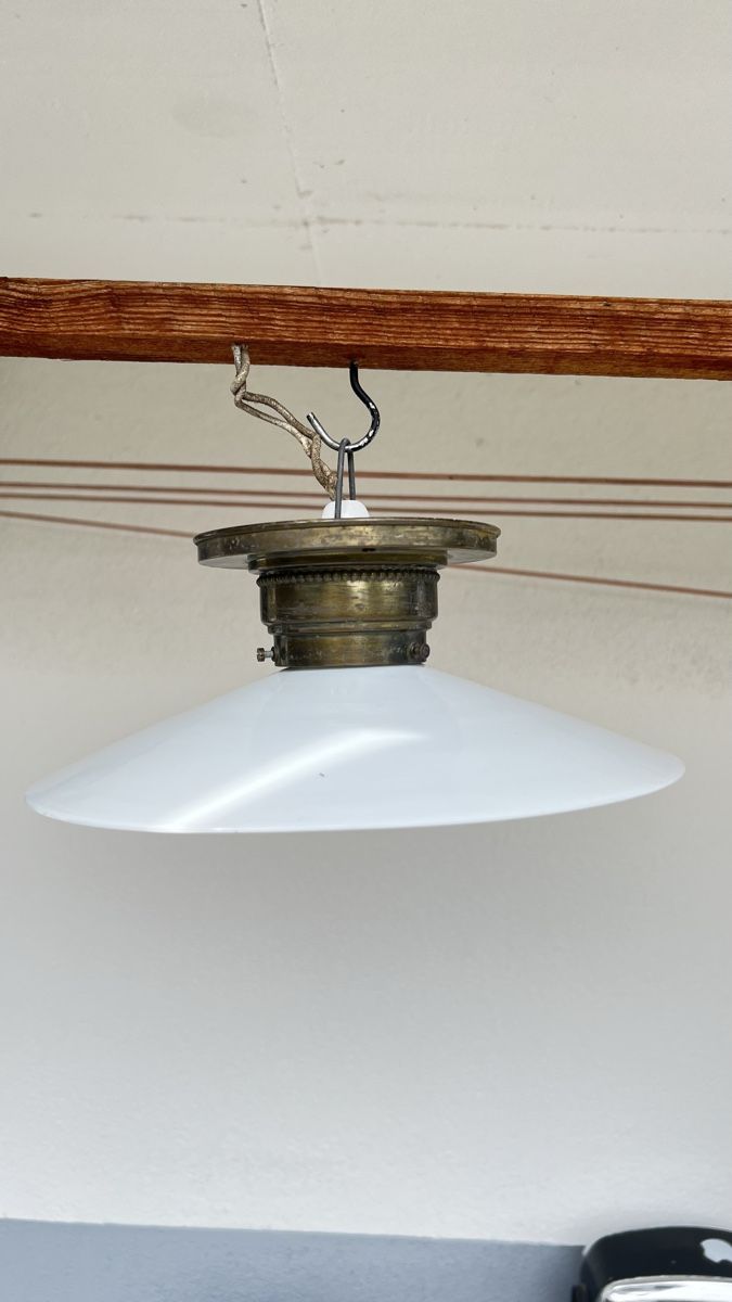 Lampadari & plafoniere: Deckenlampe antik mit Glasschirm  – Usato da Vilters venduto da Antik2016