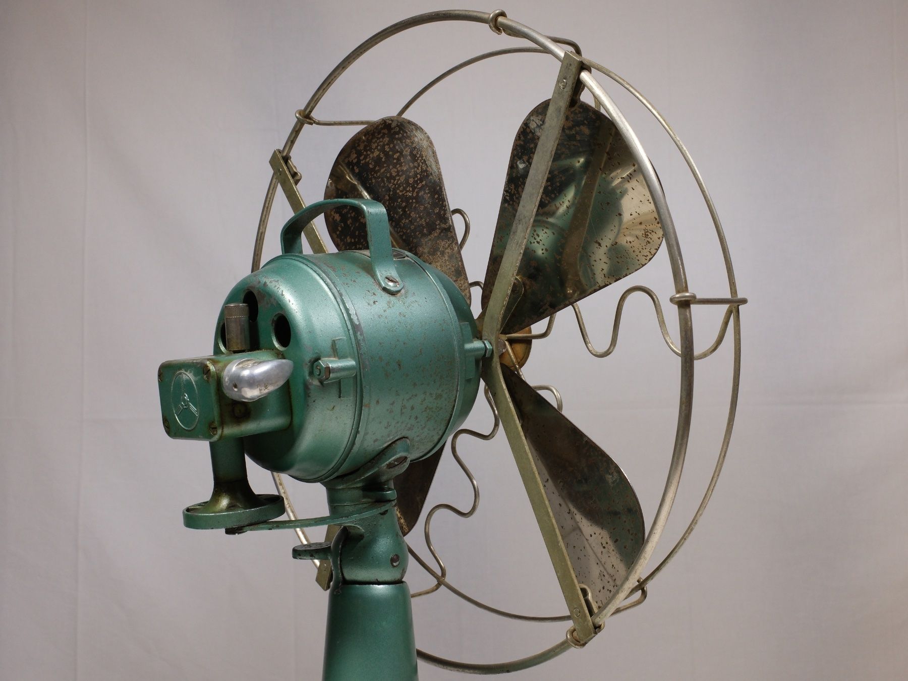 Maico Ventilatoren: Antiker Ventilator MAICO Type EO 30, funktioniert, pendelt – Gebraucht aus Lobsigen von Markus_Haenggi_Bern 4